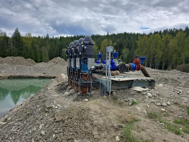 Pump station and suction piping beside the holding pond