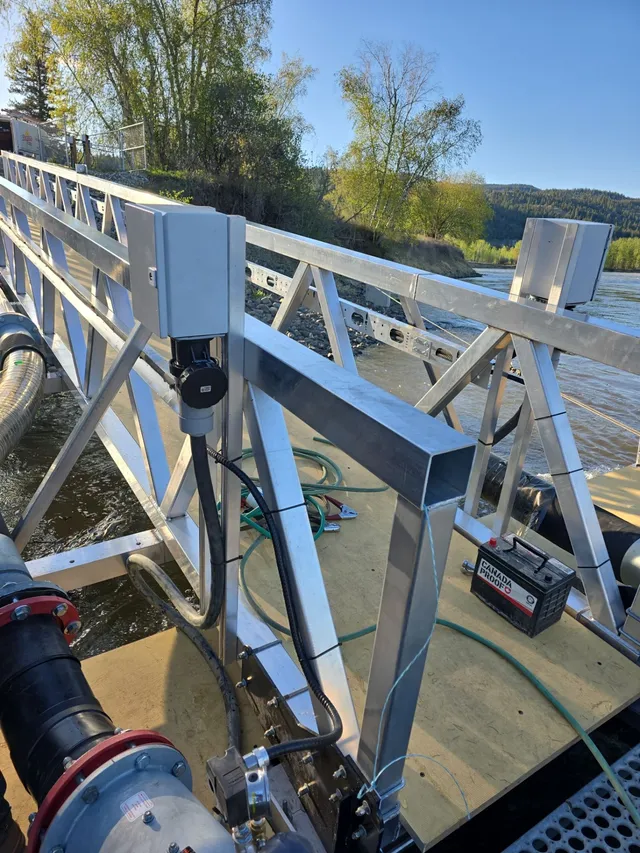 Receptacles and wiring on the aluminum dock, built so each motor can be removed for servicing