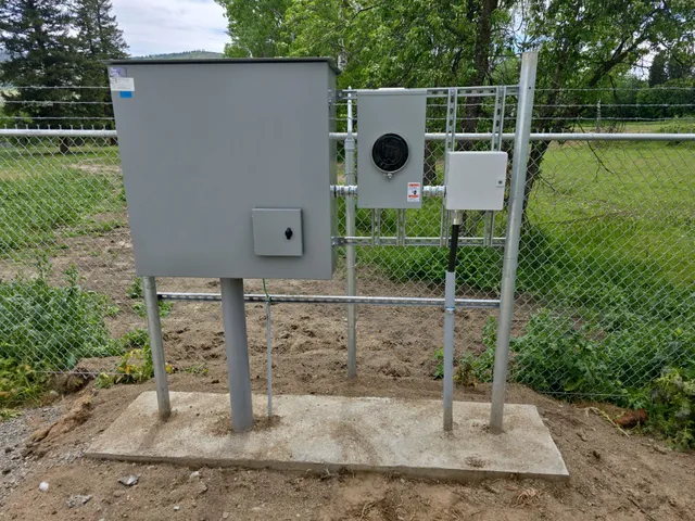 Paired soft starters wired in the pump control cabinet